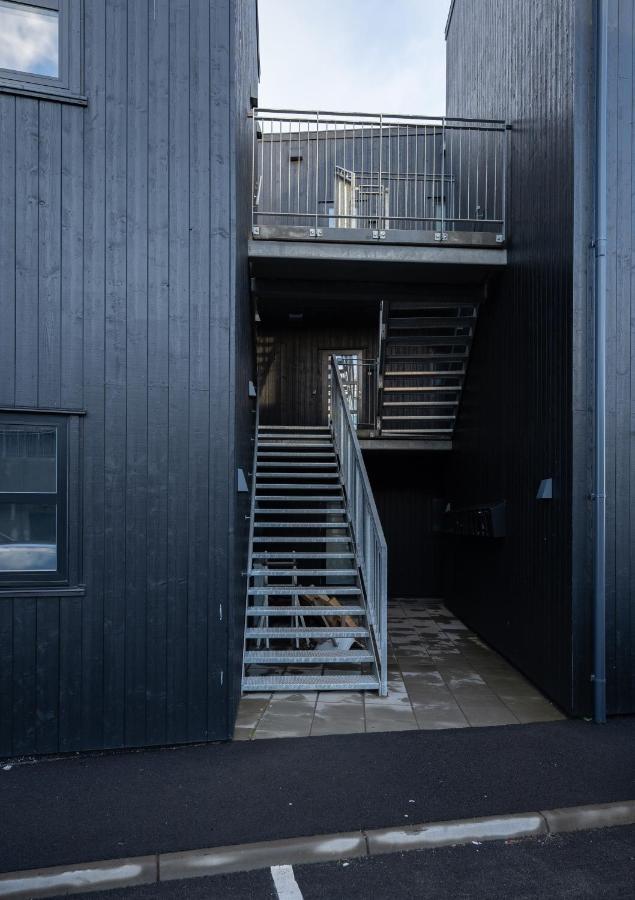 New 2 Bedroom Apt - Ocean And Mountain View Tórshavn Eksteriør bilde
