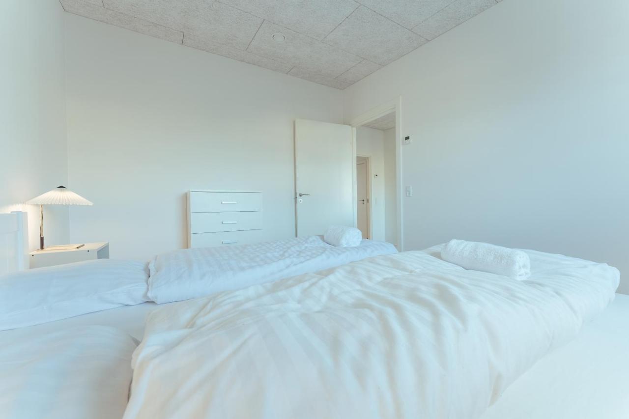 New 2 Bedroom Apt - Ocean And Mountain View Tórshavn Eksteriør bilde