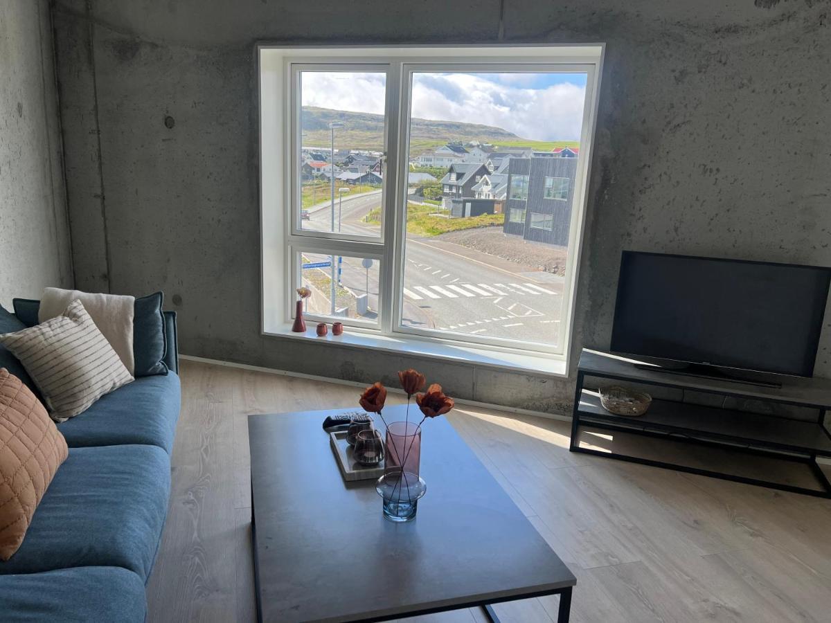 New 2 Bedroom Apt - Ocean And Mountain View Tórshavn Eksteriør bilde