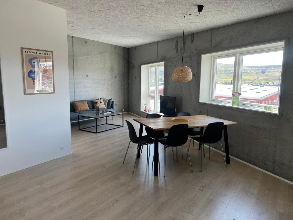 New 2 Bedroom Apt - Ocean And Mountain View Tórshavn Eksteriør bilde